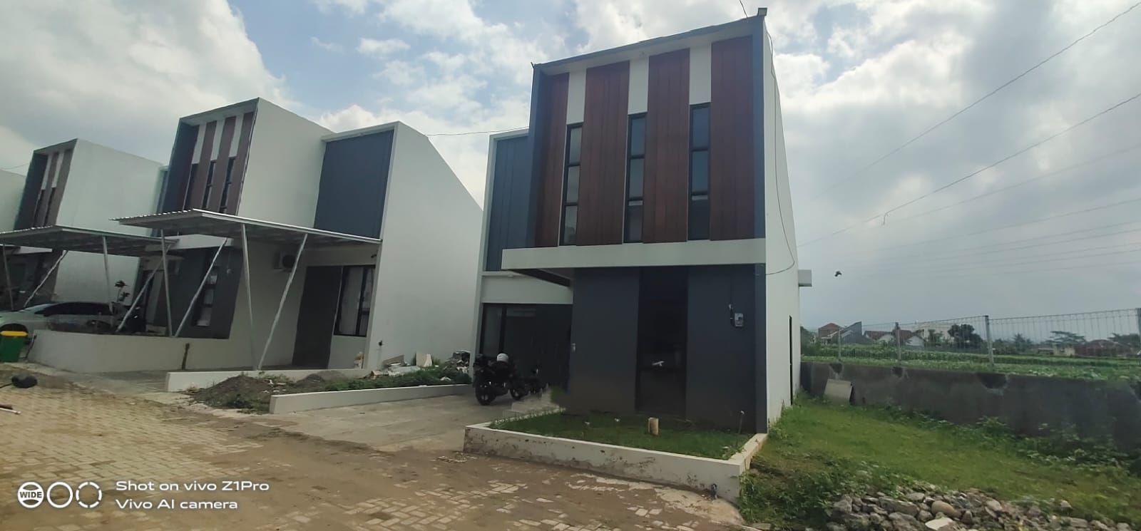  Rumah Minimalis Modern Hanya 8 Menit Ke Kampus UNSUD view 3