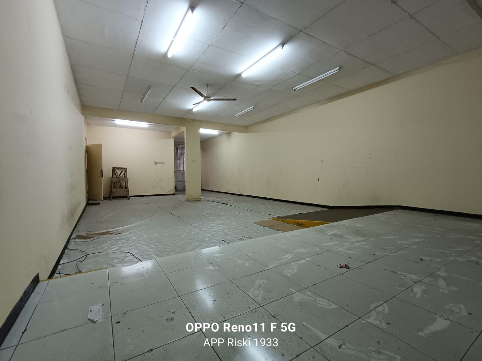  Dijual atau DisewakanToko Lokasi Strategis Di Pusat Perdagangan Purwokerto Barat view 2