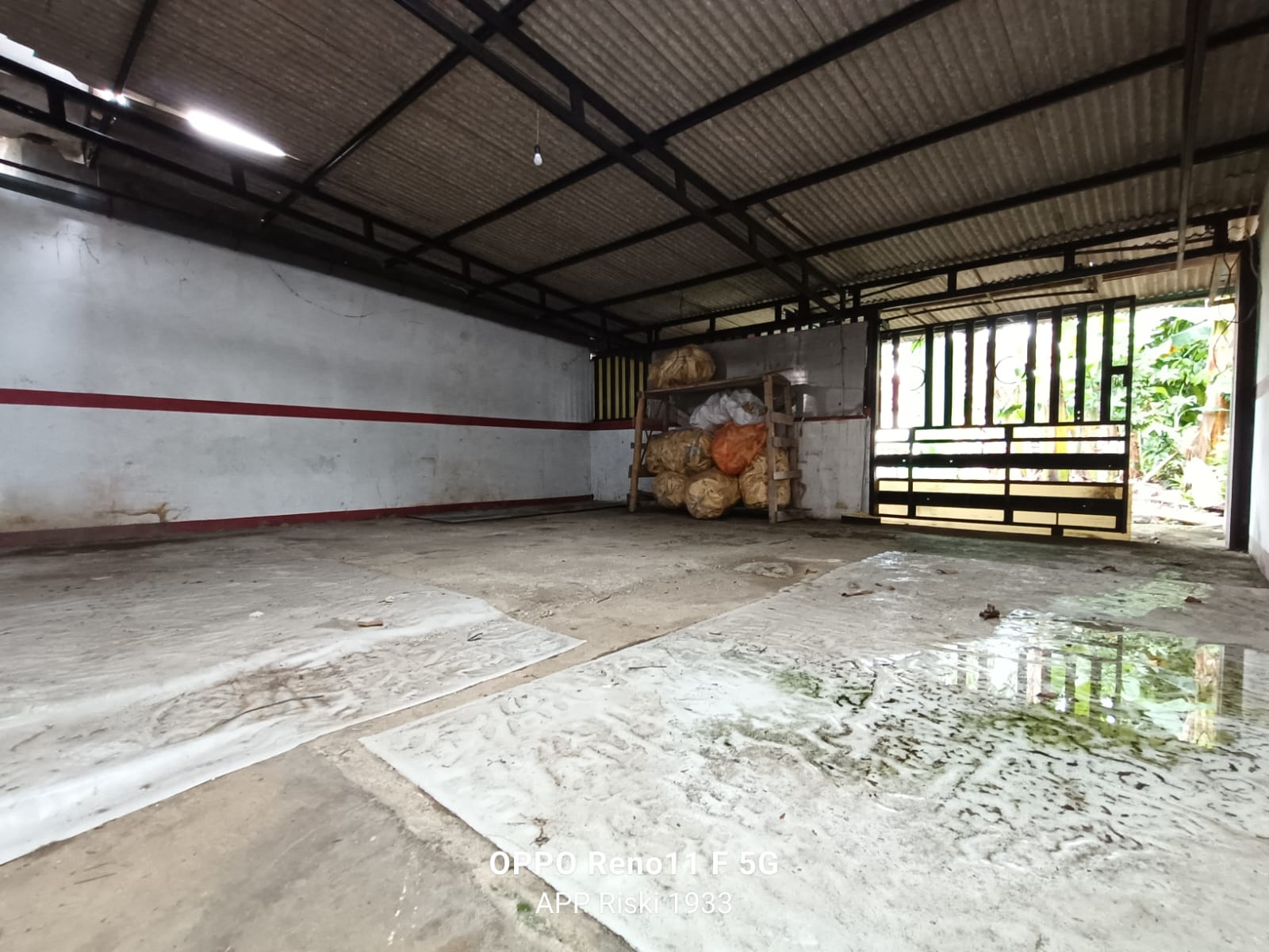  Dijual atau DisewakanToko Lokasi Strategis Di Pusat Perdagangan Purwokerto Barat view 5