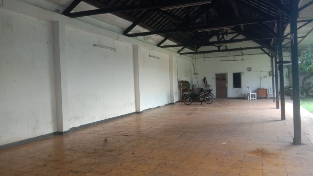  Dijual Rumah di kota lama Banyumas dengan halaman luas cocok untuk usaha  view 3
