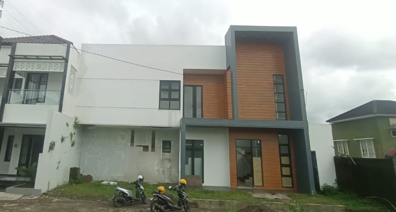 Dijual Cepat Rumah Modern Mewah Daerah Arcawinangun Purwokerto view 1
