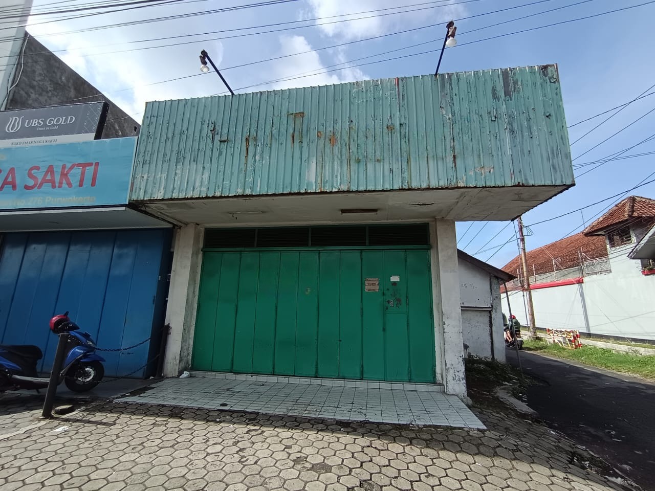 Dijual Ruko dengan lokasi hook seberang alun-alun Kota Purwokerto view 1
