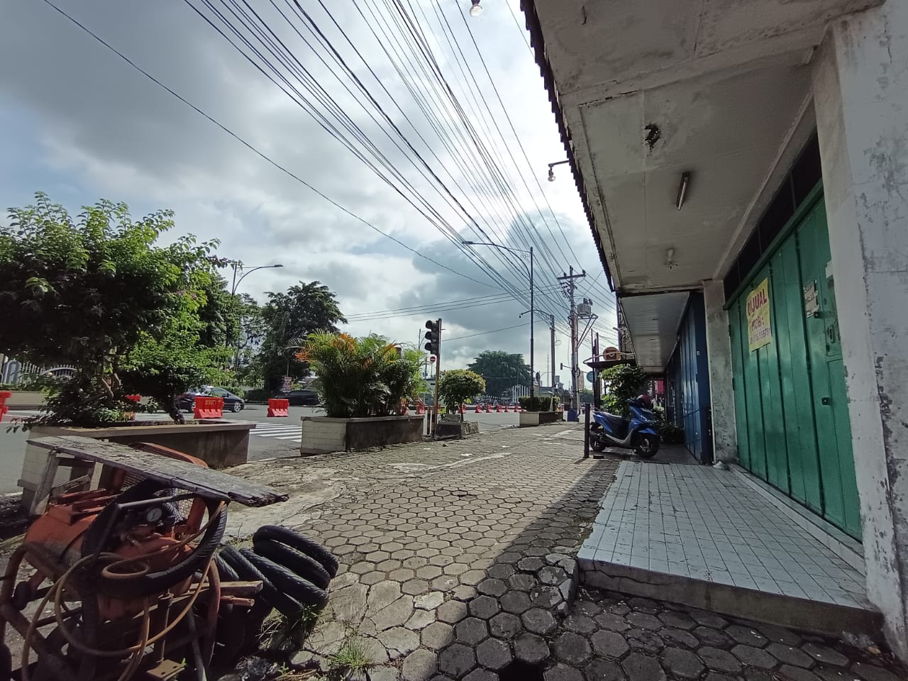Dijual Ruko dengan lokasi hook seberang alun-alun Kota Purwokerto view 4