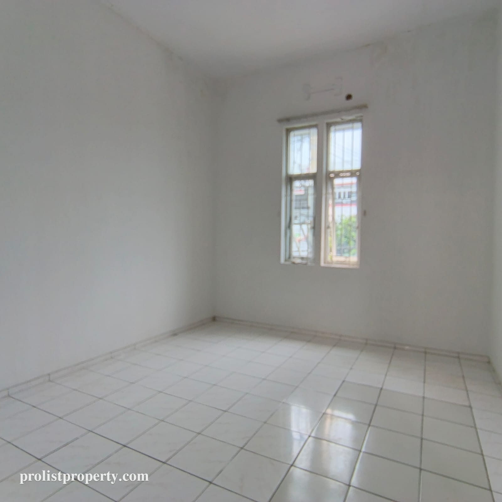  Disewakan Ruko Strategis Dijalan Jend Sud Purwokerto - 4 menit Dari Alun-Alun view 6