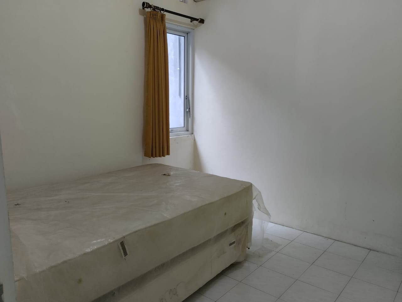 Dijual Atau Sewa Rumah Perum Tengah Kota Minimalis Modern - Graha Timur view 6