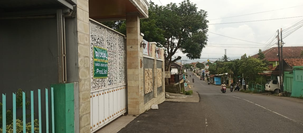 Dijual Cepat Rumah Modern Mewah Pinggir Jalan Raya Purwokerto - Teluk view 2
