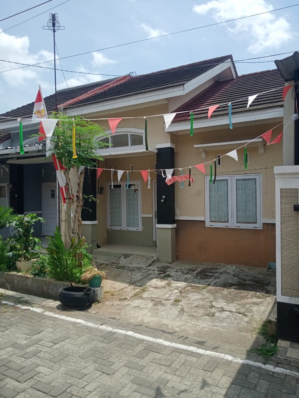 Butuh Segera Laku! - Dijual Rumah Mungil Cocok Untuk Keluarga Muda - Griya Satria Mandalatama view 4