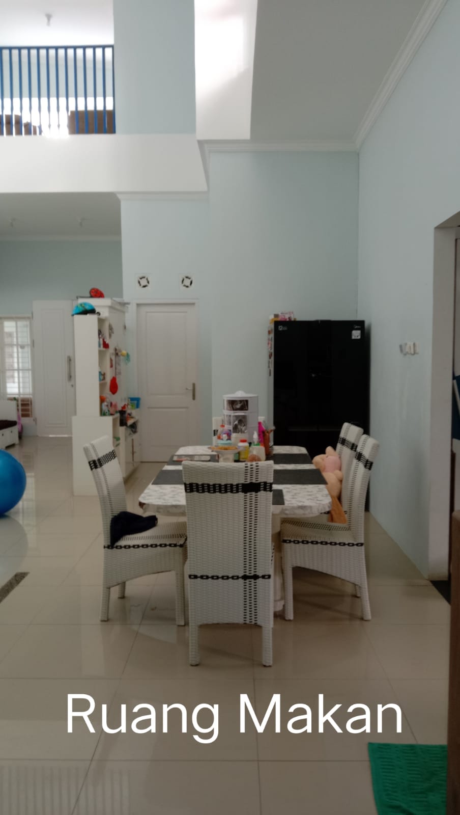 Dijual Rumah Modern Minimalis Cocok Untuk Keluarga Besar Atau Homestay view 2