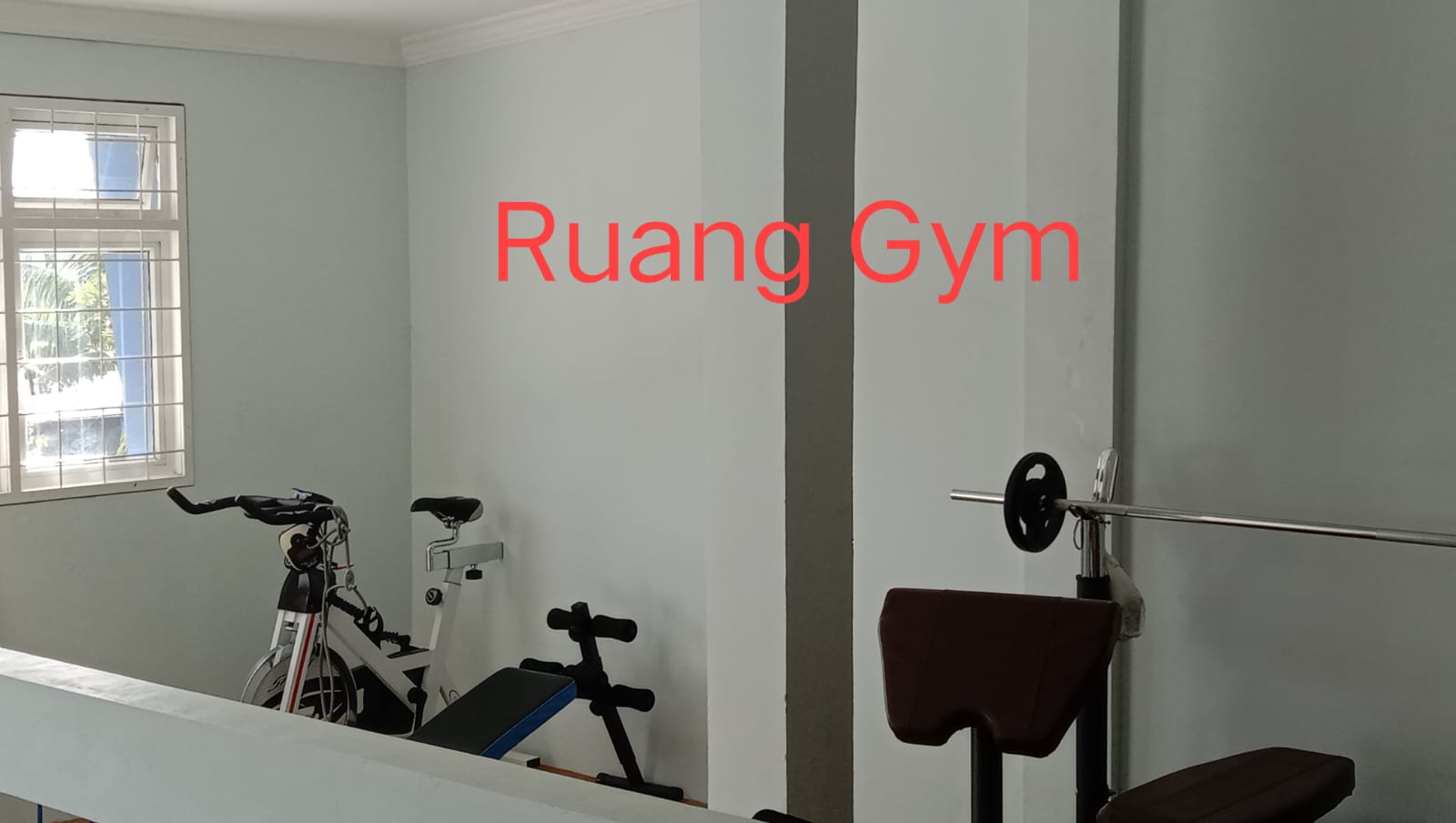 Dijual Rumah Modern Minimalis Cocok Untuk Keluarga Besar Atau Homestay view 5