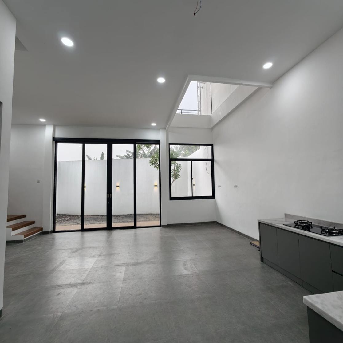 Rumah Mewah Minimalis 2 Lantai Dekat Kampus UNSUD AMIKOM BSI view 2