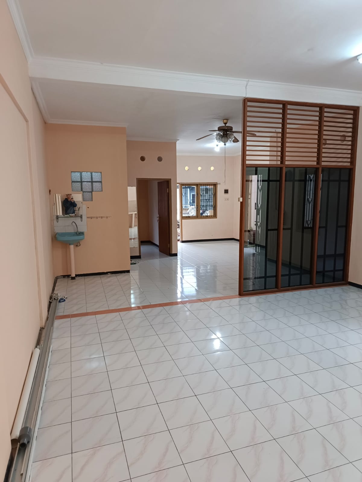 Dijual Rumah Siap Huni Bebas Banjir Perum Purwokerto Selatan - Puri  view 3