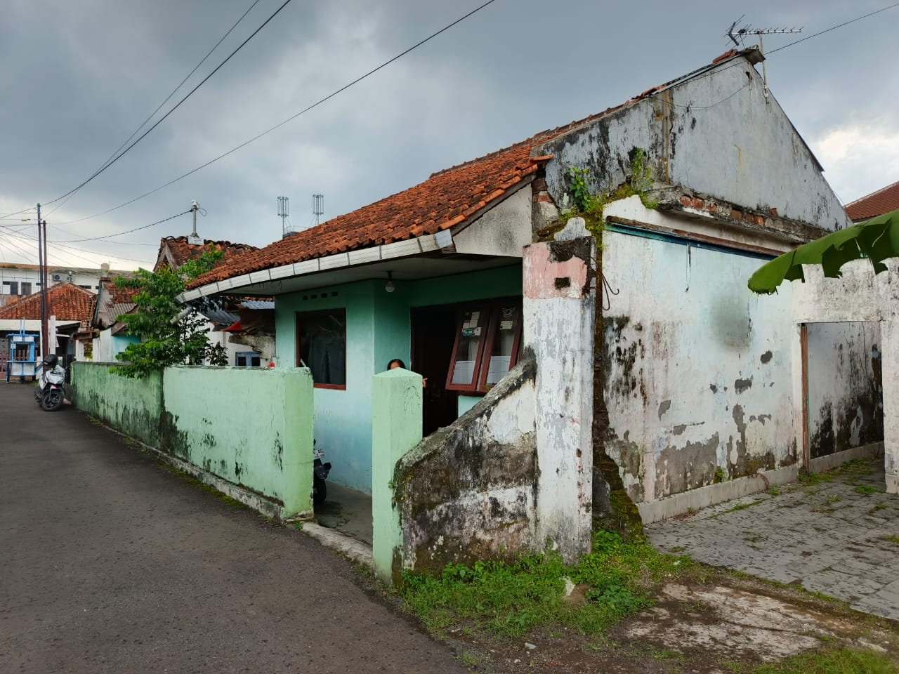 Dijual Tanah Bonus Bangunan 700 m Alun-alun Purwokerto - Gunjati view 2
