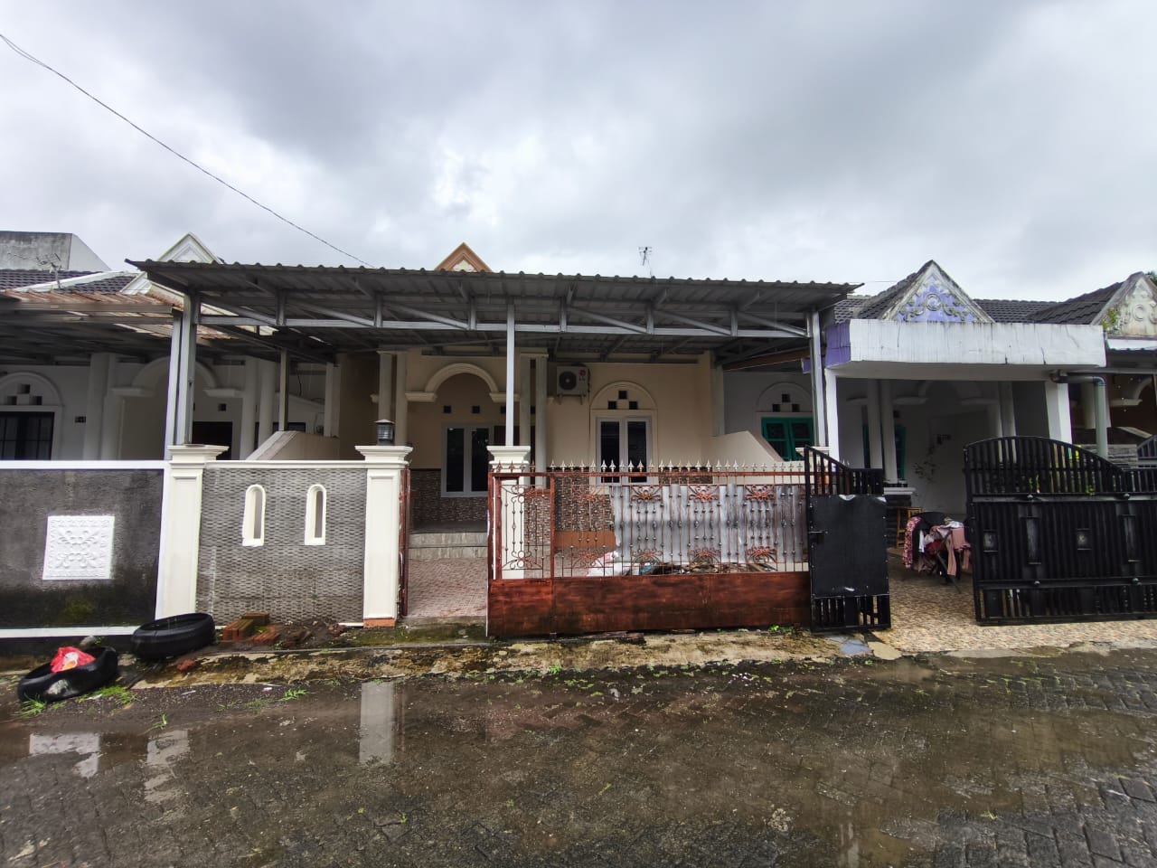  Dijual Rumah Full Bangunan-7 Menit Stasiun Purwokerto view 1