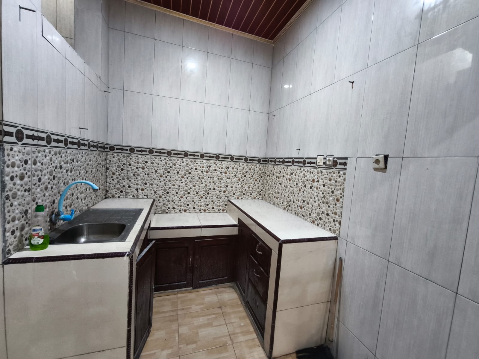  Dijual Rumah Full Bangunan-7 Menit Stasiun Purwokerto view 4