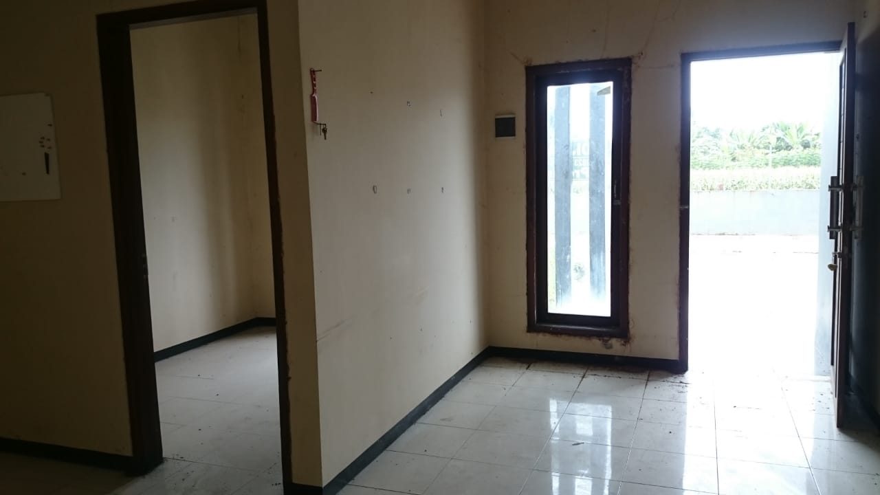 Dijual Rumah Tinggal Saphire Town House - 3 Menit Margono view 2