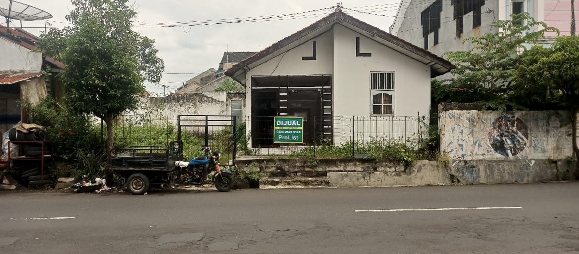 Dijual Rumah Pinggir Jalan Raya Purwokerto 5 Menit Gor Satria - Kaliputih view 1