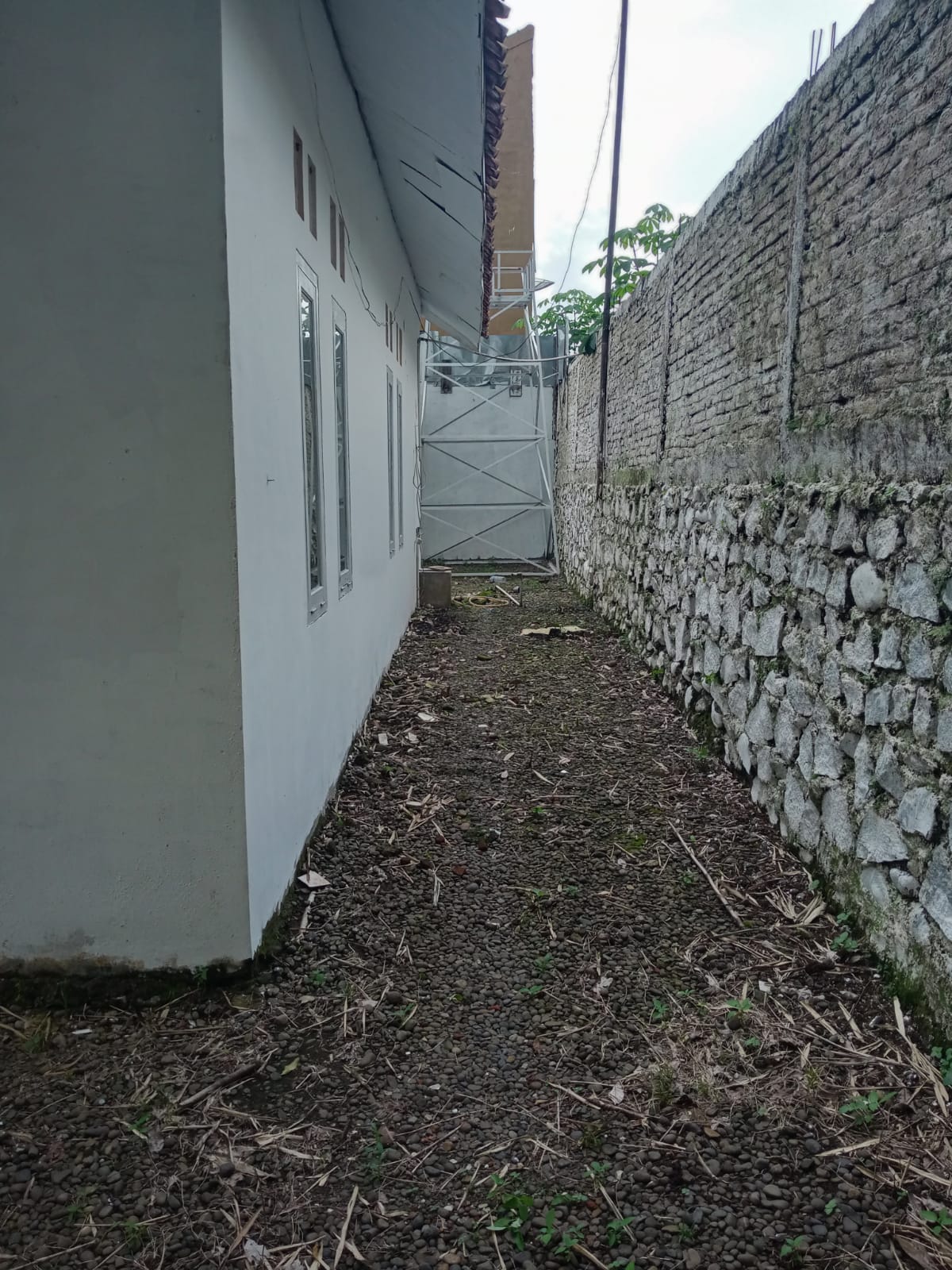  Dijual Rumah Dengan Udara Sejuk Dan View Gunung - Sogra Indah  view 3