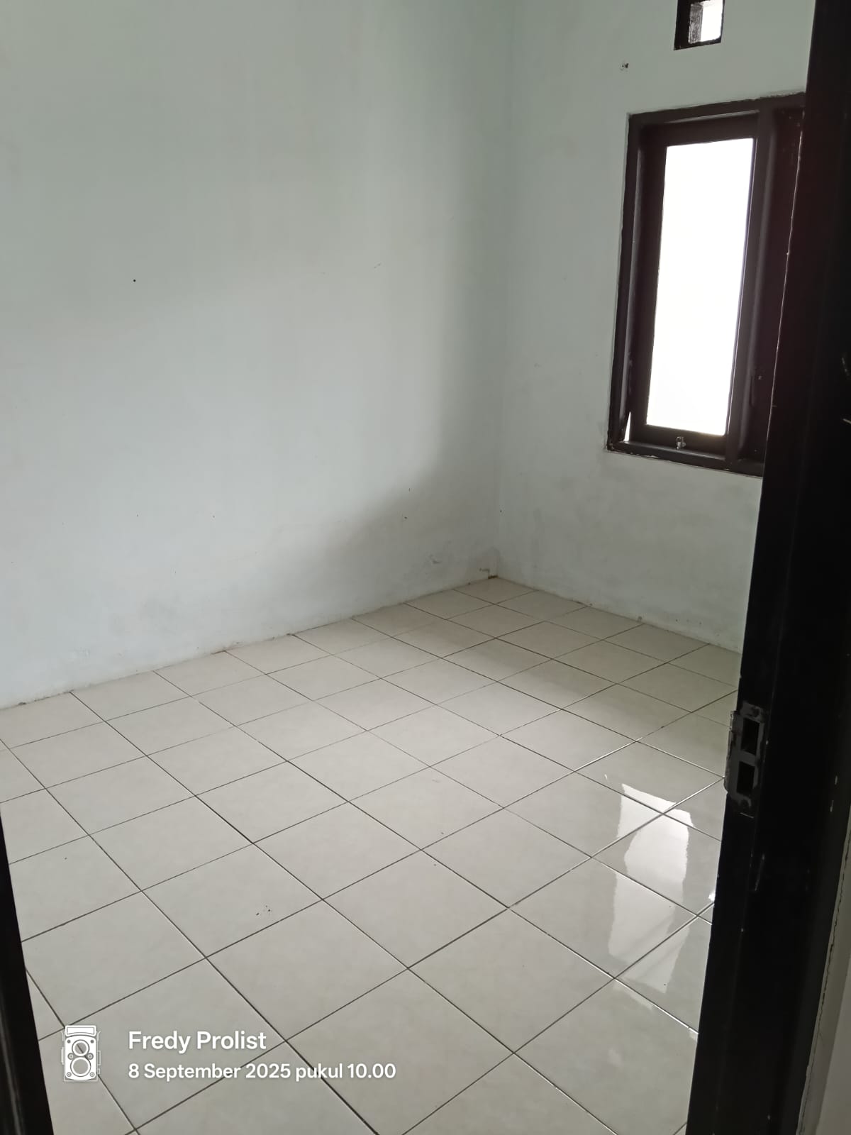 Dijual Rumah Rapi Dan Bersih Siap Huni Dalam Perum Purwokerto Barat - Mandalatama view 3