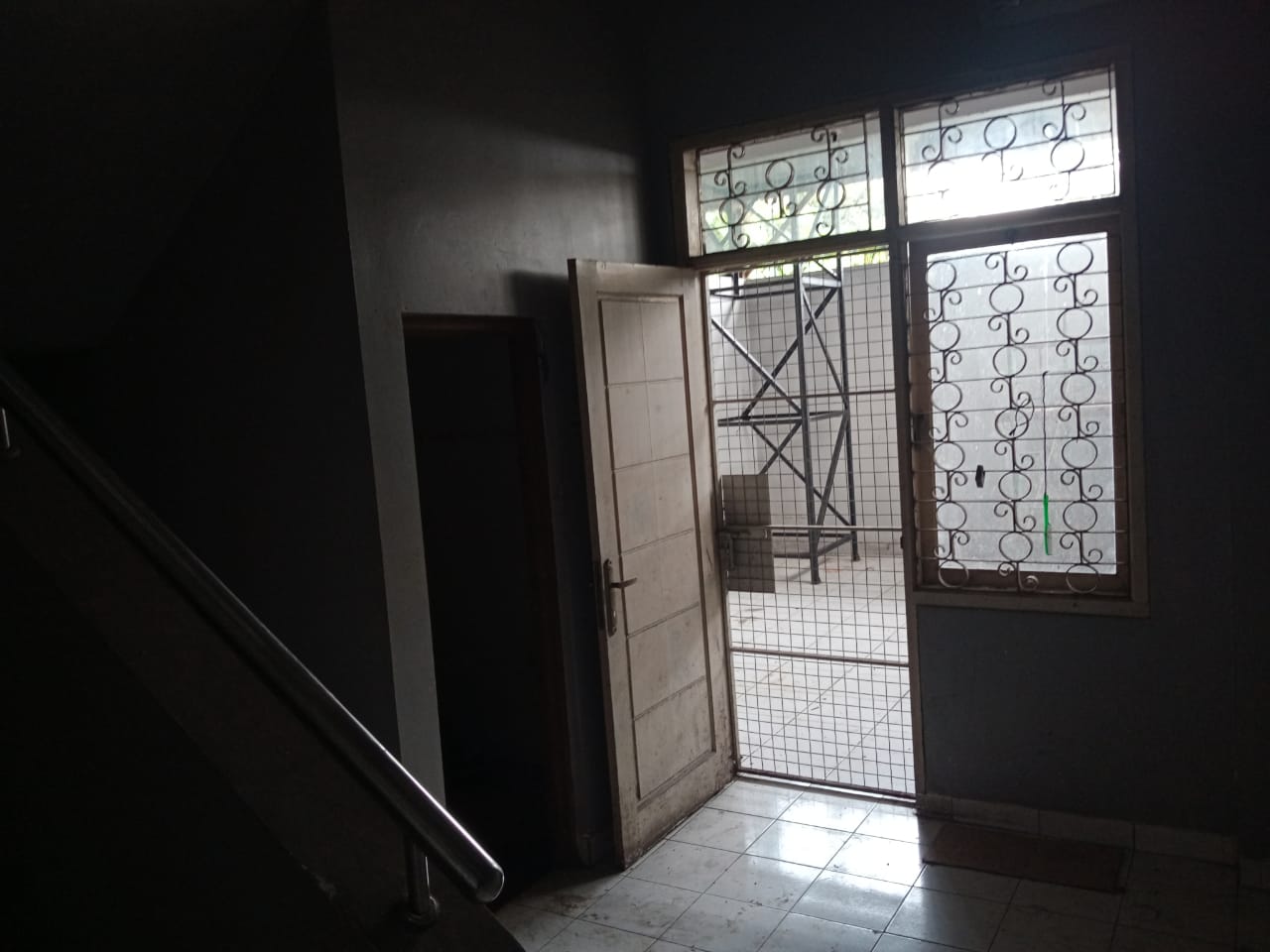  Disewakan Ruko Pusat Kota 1 Menit Alun-alun Purwokerto- Sawangan  view 9