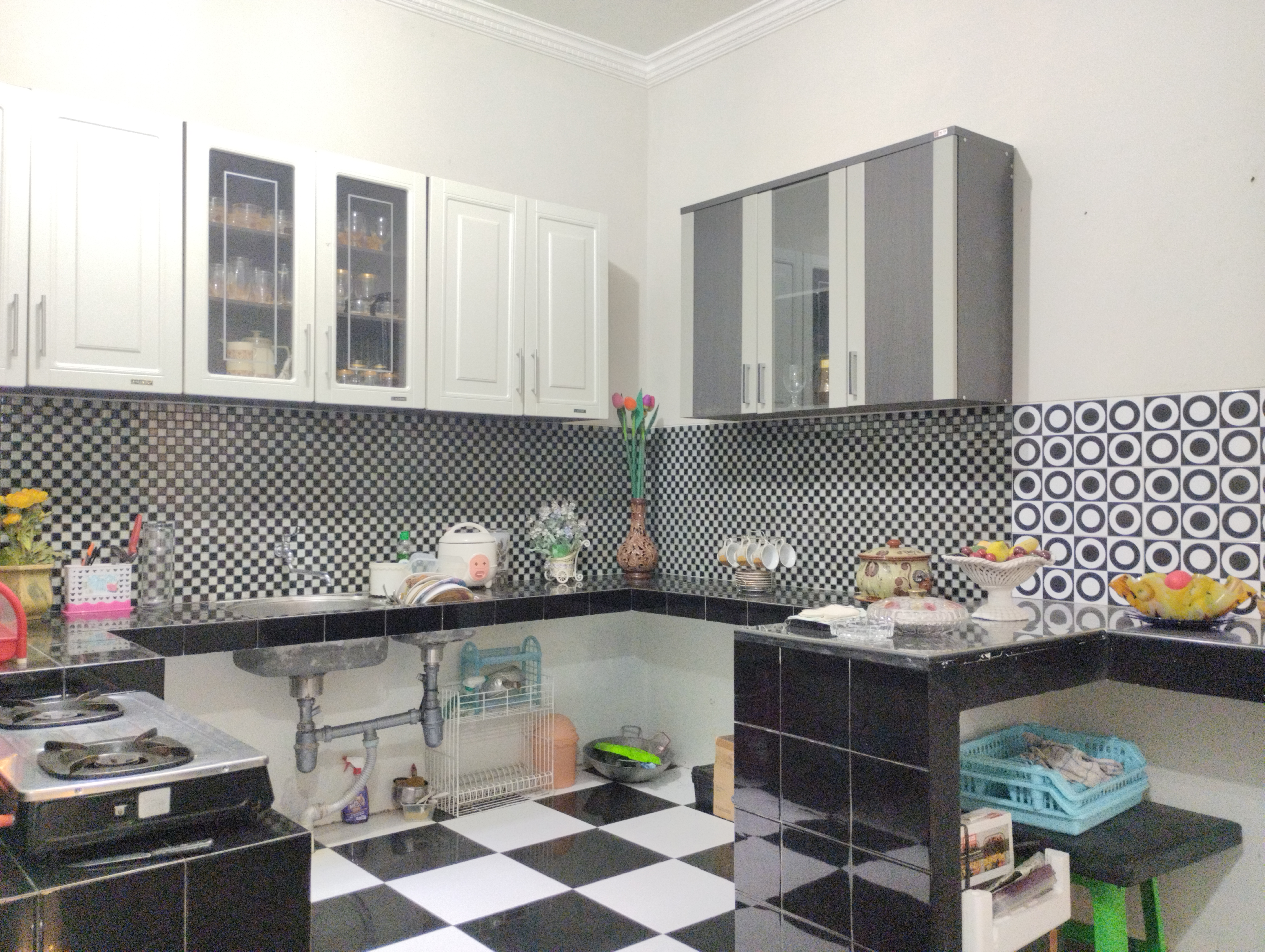 Dijual Rumah Cantik Terawat Tinggal Angkat Koper - Selangkah Ke SMAN 2 Purwokerto - Palm view 3