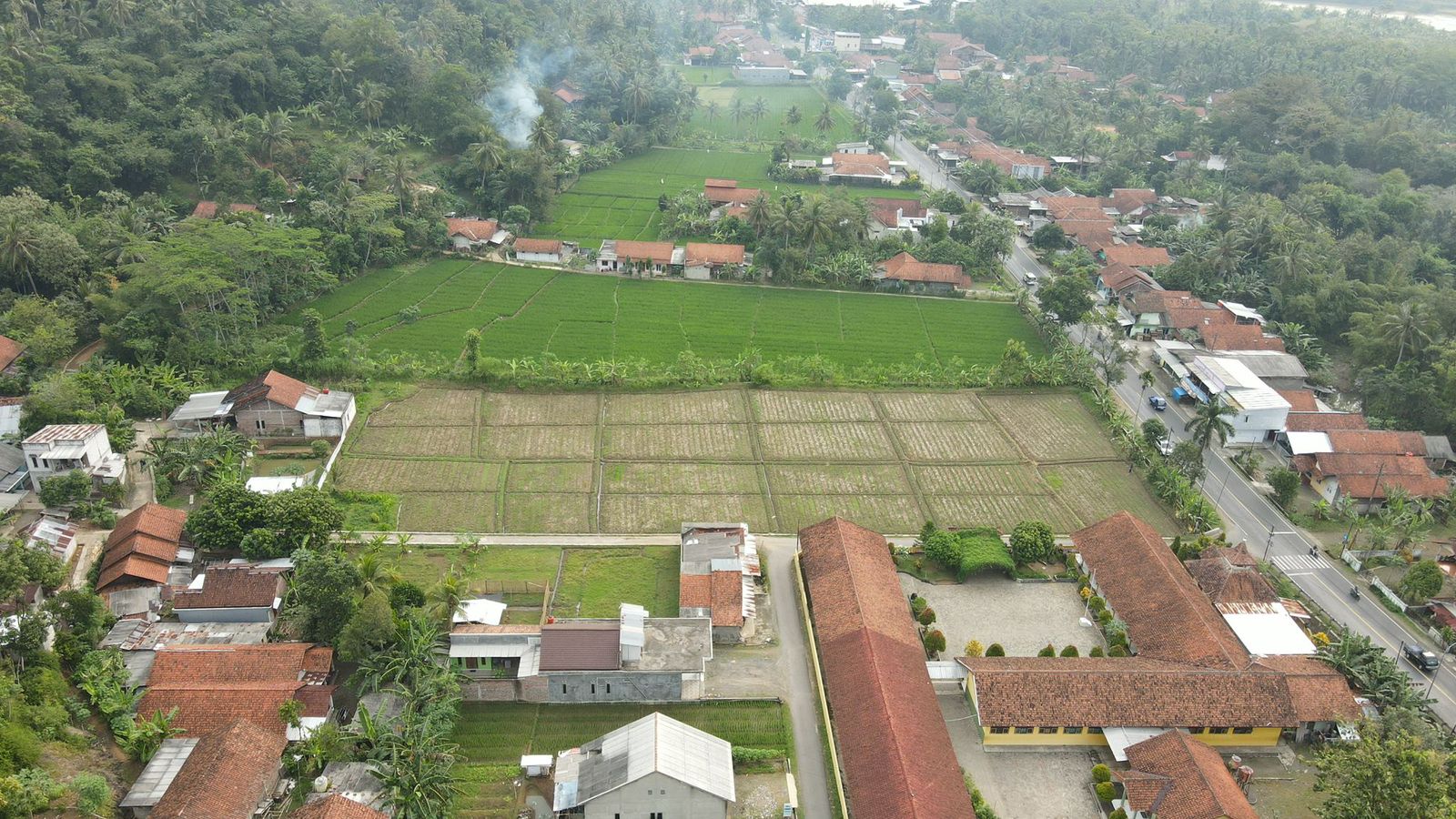 Dijual Tanah Sawah Cocok untuk Investasi, Pinggir Jalan Nasional Somagede Banyumas view 3