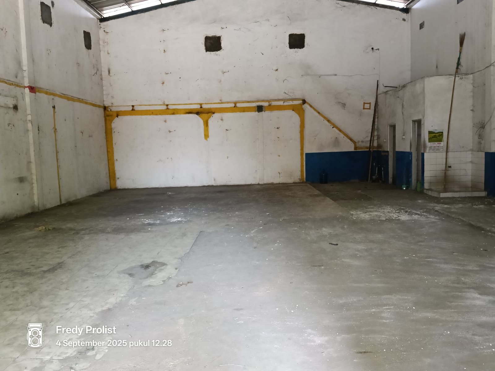  Disewakan Bangunan Toko Cocok Untuk Usaha Bengkel Atau Pertukangan view 2