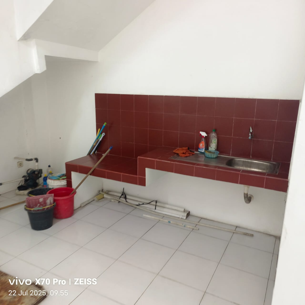 Dijual atau Disewakan Ruko 3 Lantai di Tengah Kota - keradenen PCC view 6