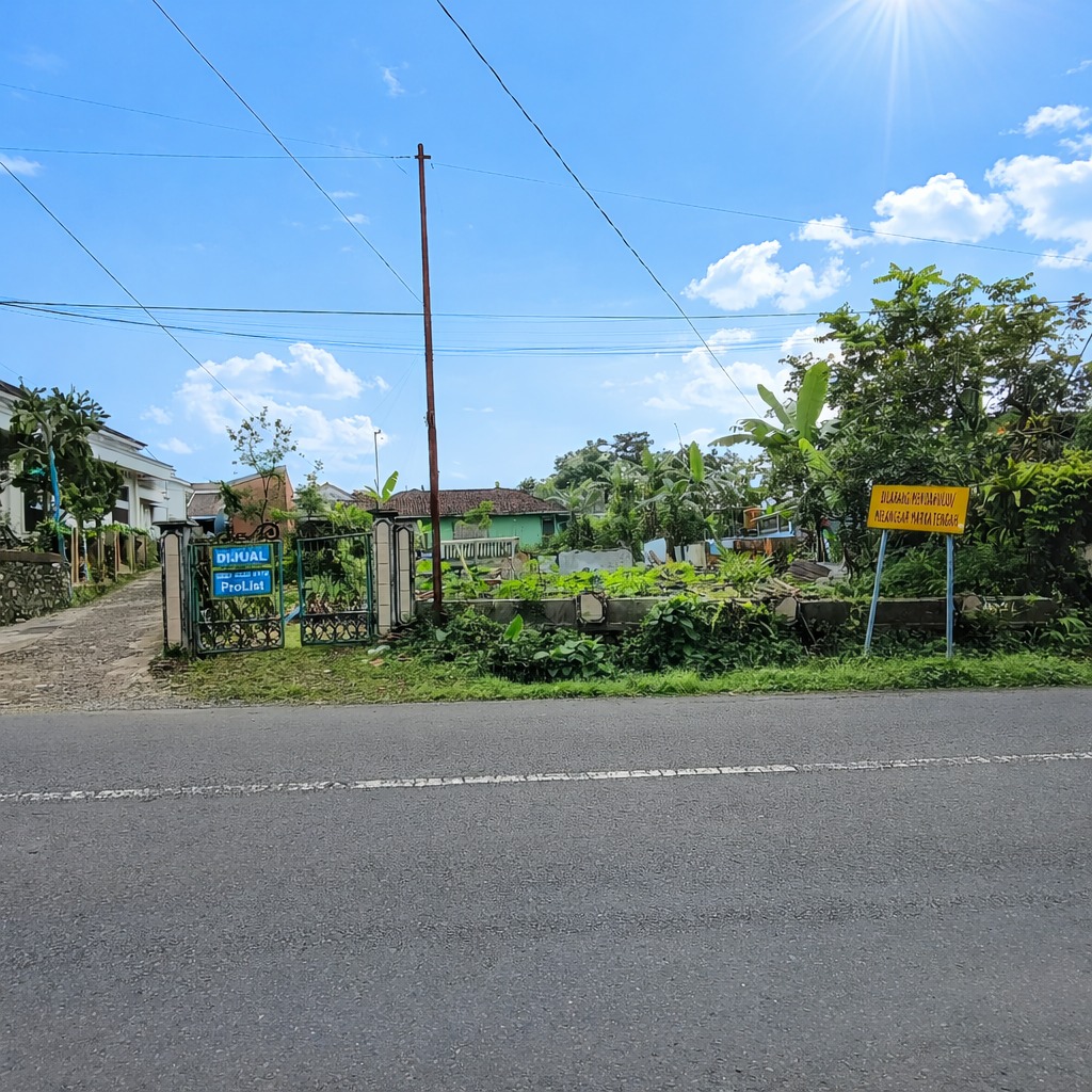 Dijual Tanah Jalan Wisata Baturraden Cocok untuk Villa Guesthouse - Karangmangu view 1