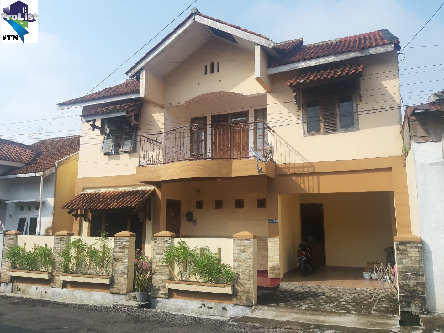 Dijual Rumah Tinggal Siap Huni Lokasi Perum Pondok Indah view 1