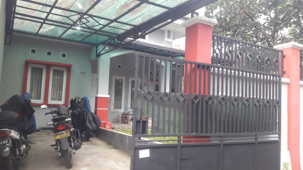 Dijual Rumah Siap Huni Lokasi Perum Saphire Regency. view 1