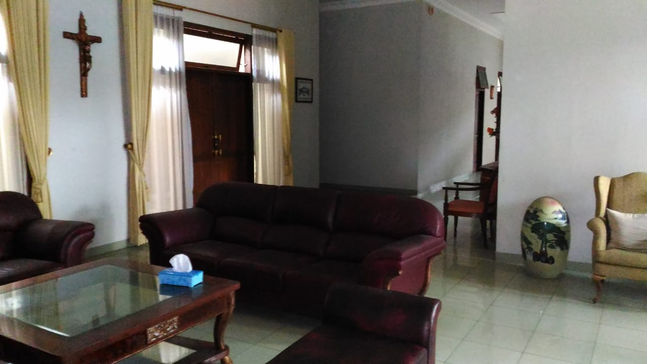 Dijual Rumah Mewah 3 Menit ke Alun2 Purwokerto view 2