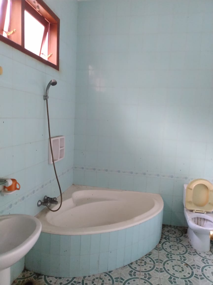 Dijual Rumah Mewah 3 Menit ke Alun2 Purwokerto view 5