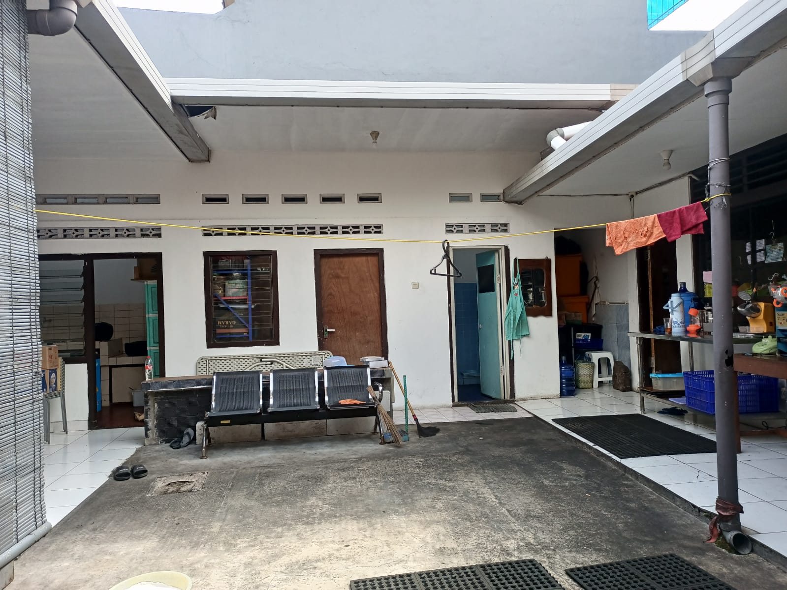 Dijual Properti Usaha Lokasi Sawangan Purwokerto. view 5