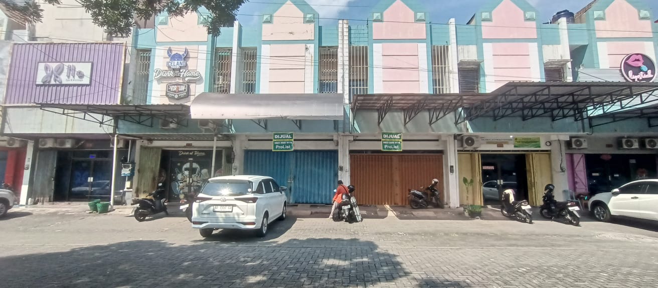 Dijual Rukan 2 Lantai, Selangkah Fave Hotel Solo Baru view 2