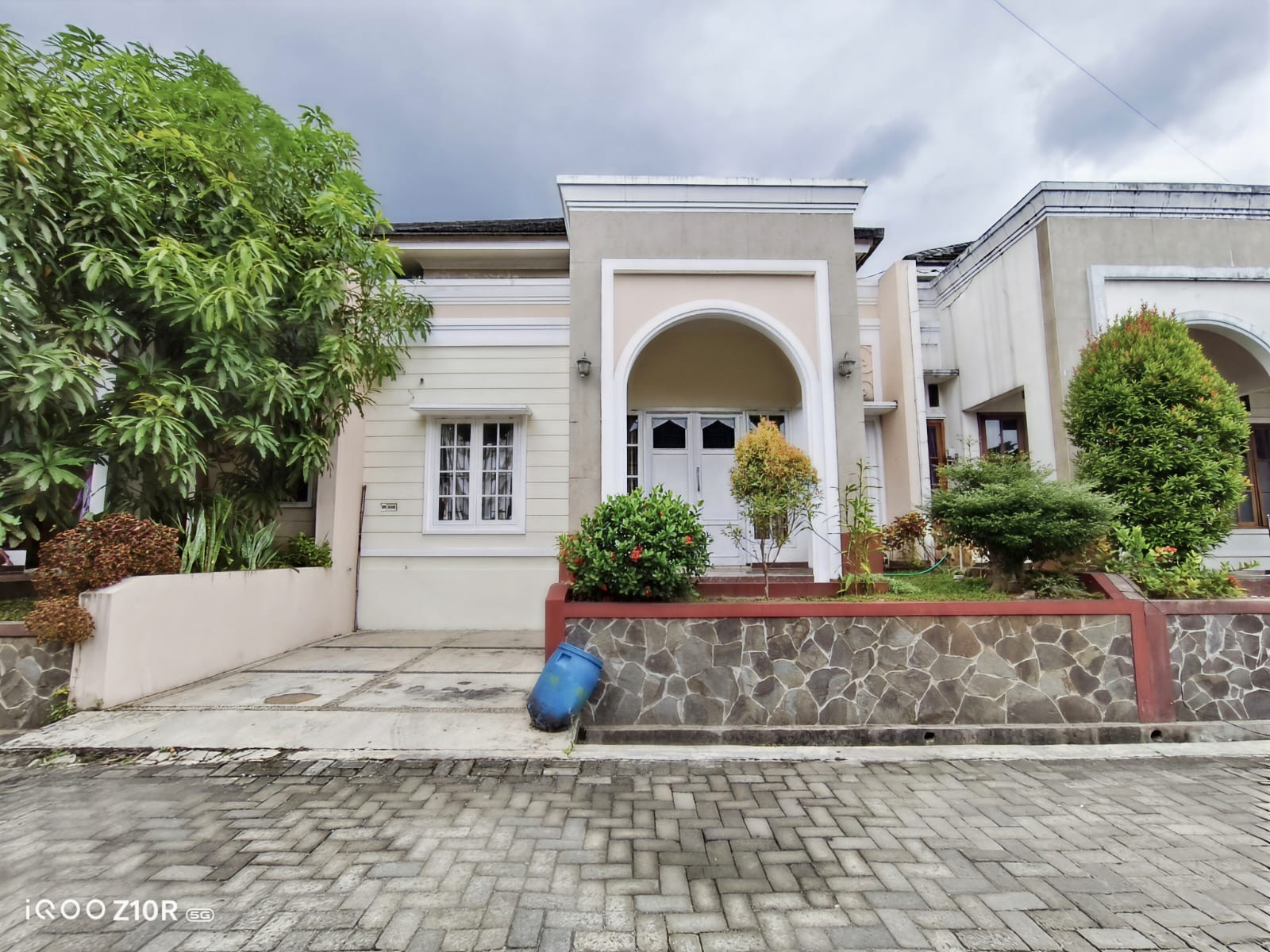 Rumah Bagus Bonus Furniture Dekat Kampus UNSUD - Arca view 1