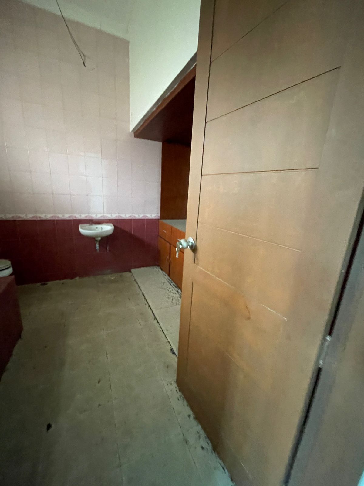 DIJUAL RUMAH HOOK 2 LANTAI TENGAH KOTA PURWOKERTO - Brobahan view 3