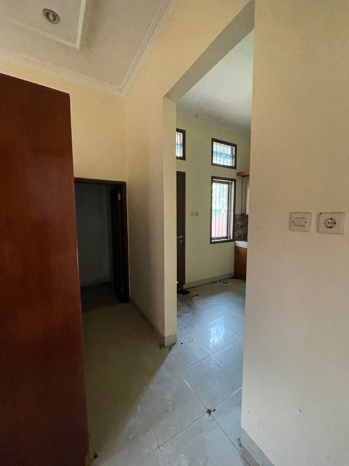 DIJUAL RUMAH HOOK 2 LANTAI TENGAH KOTA PURWOKERTO - Brobahan view 7