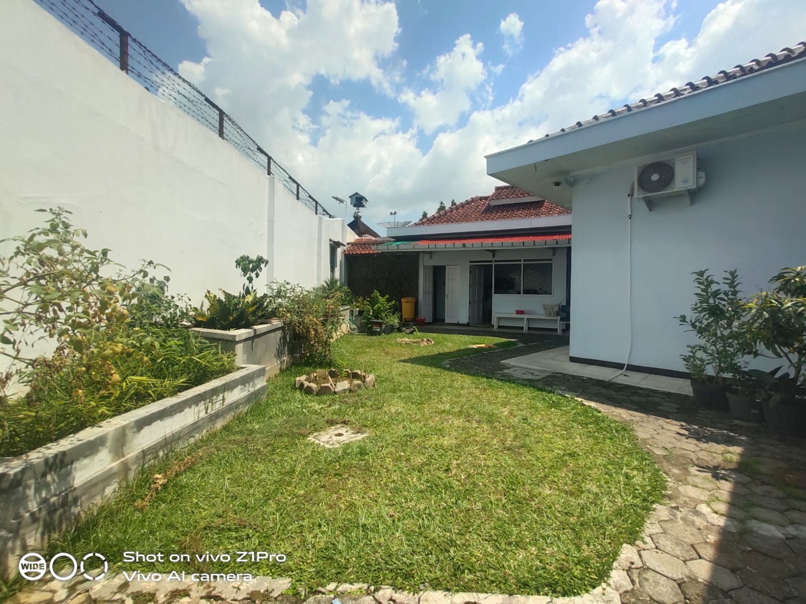  Rumah Klasik Kayu Jati Halaman Luas Dekat Stasiun Purwokerto - Kober view 5