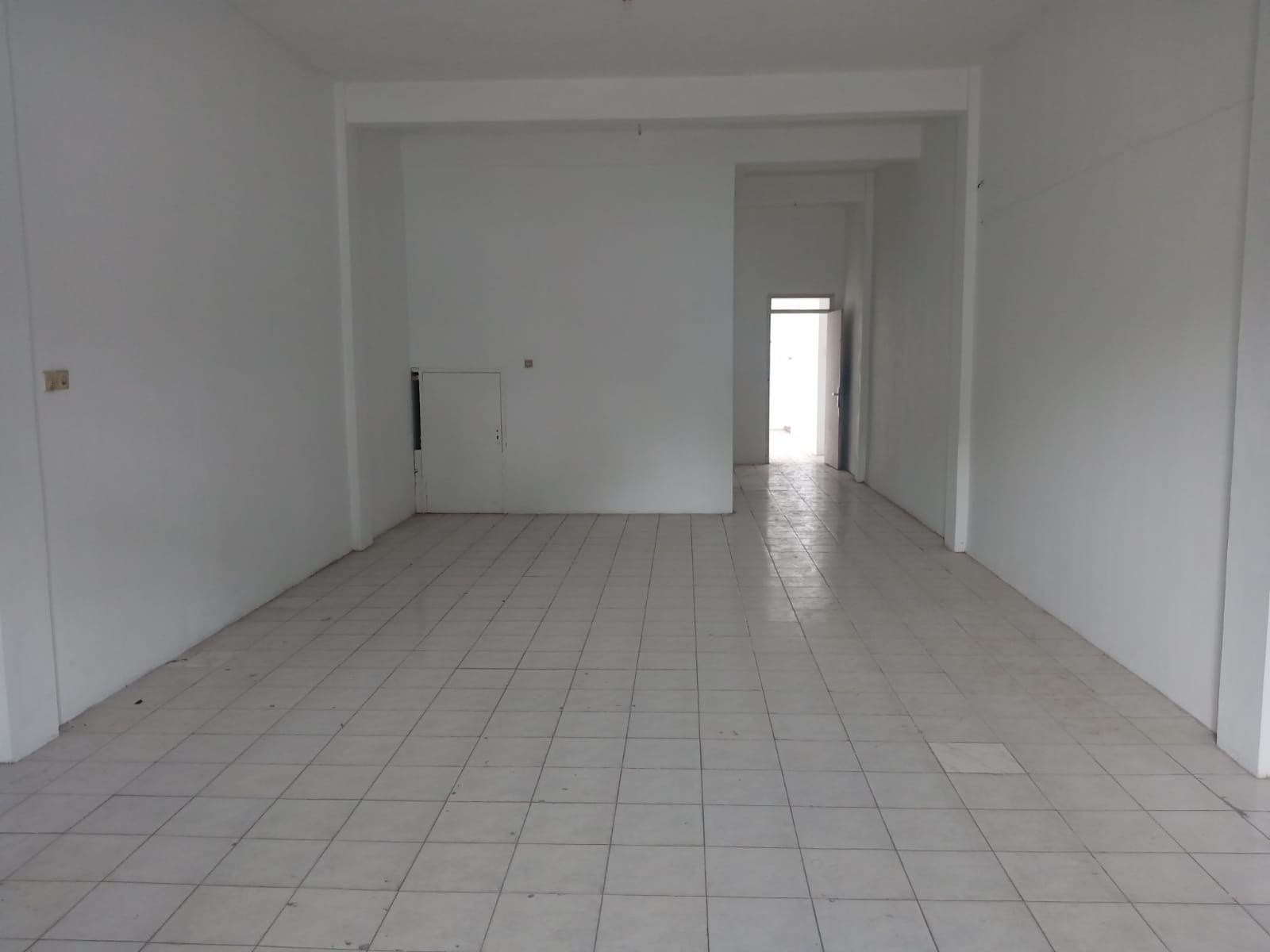  Disewakan Ruko 2 Lantai di Komplek Pertokoan Purwokerto Selatan - Andang  view 5