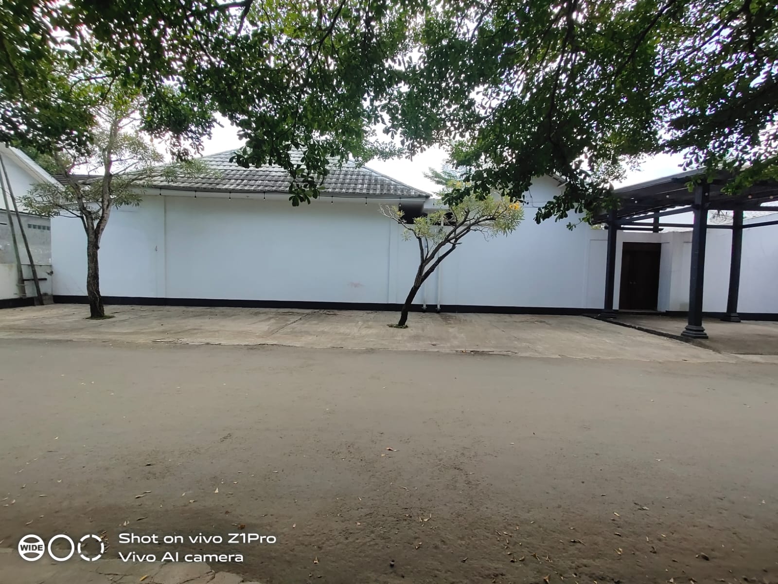 Dijual Tanah Bonus Bangunan Cafe Tengah Kota - Gor Satria view 5