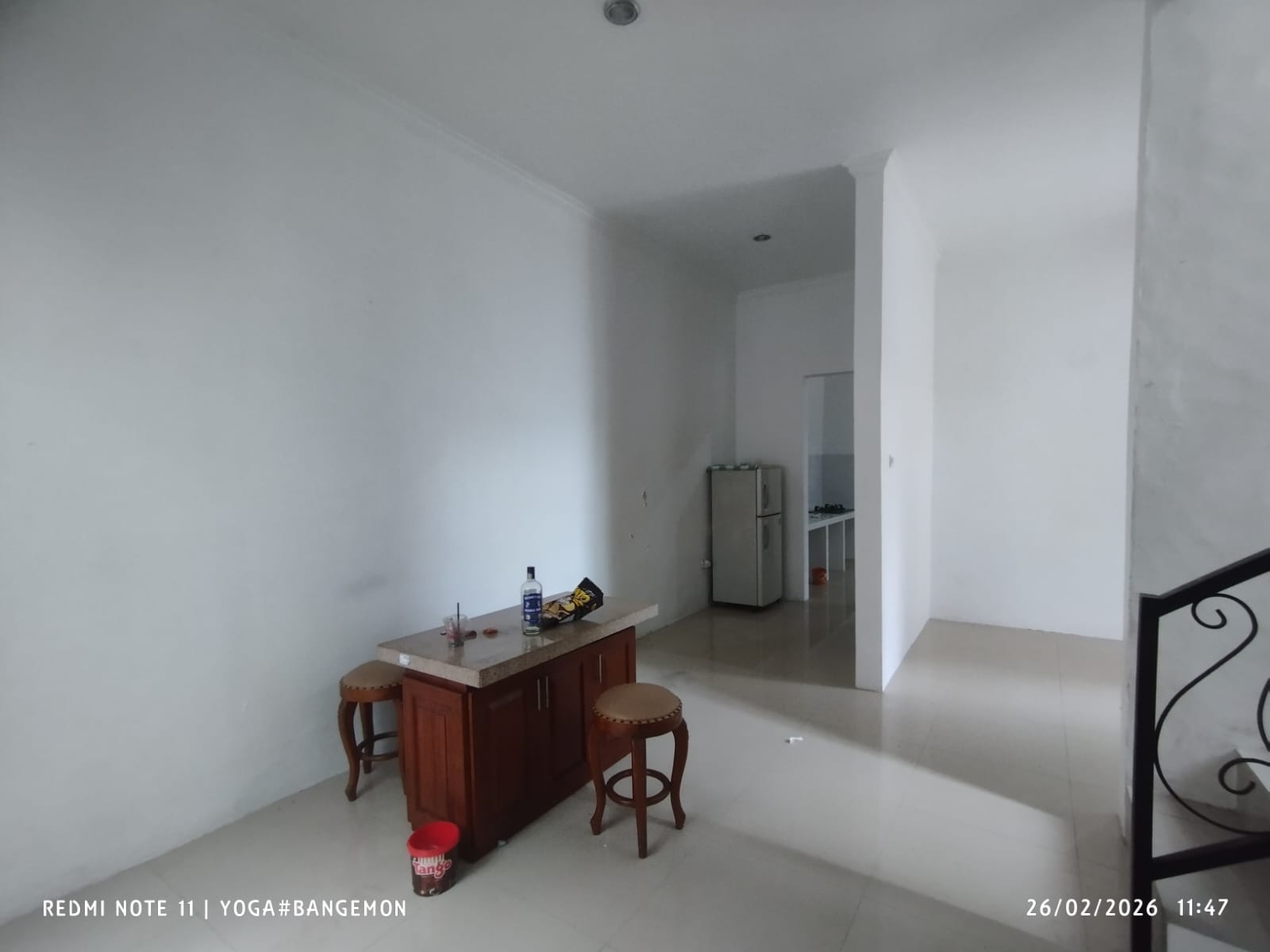 DIJUAL RUMAH BERGAYA CLASSIC 2 LANTAI, BOBOSAN PURWOKERTO - Amira view 4