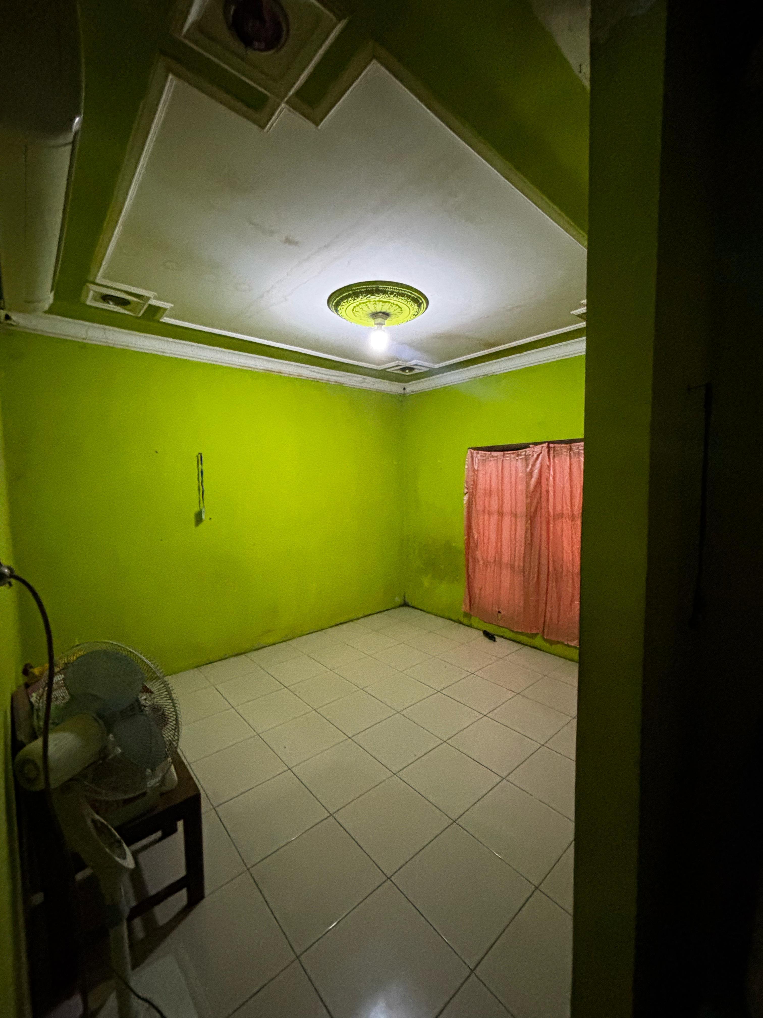 Dijual Rumah Luas Suasana Asri Pangebatan Karanglewas view 6