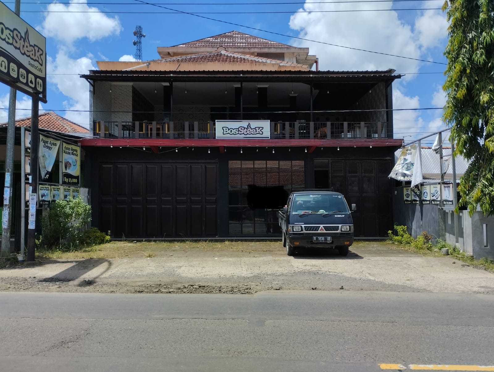 Dijual Ruko 2 Lantai dan Rumah 3 Lantai JL Utama Wangon view 1