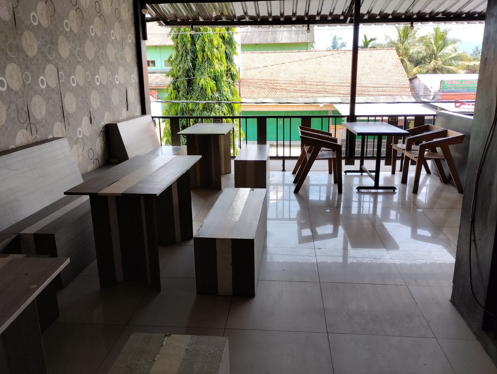 Dijual Ruko 2 Lantai dan Rumah 3 Lantai JL Utama Wangon view 9