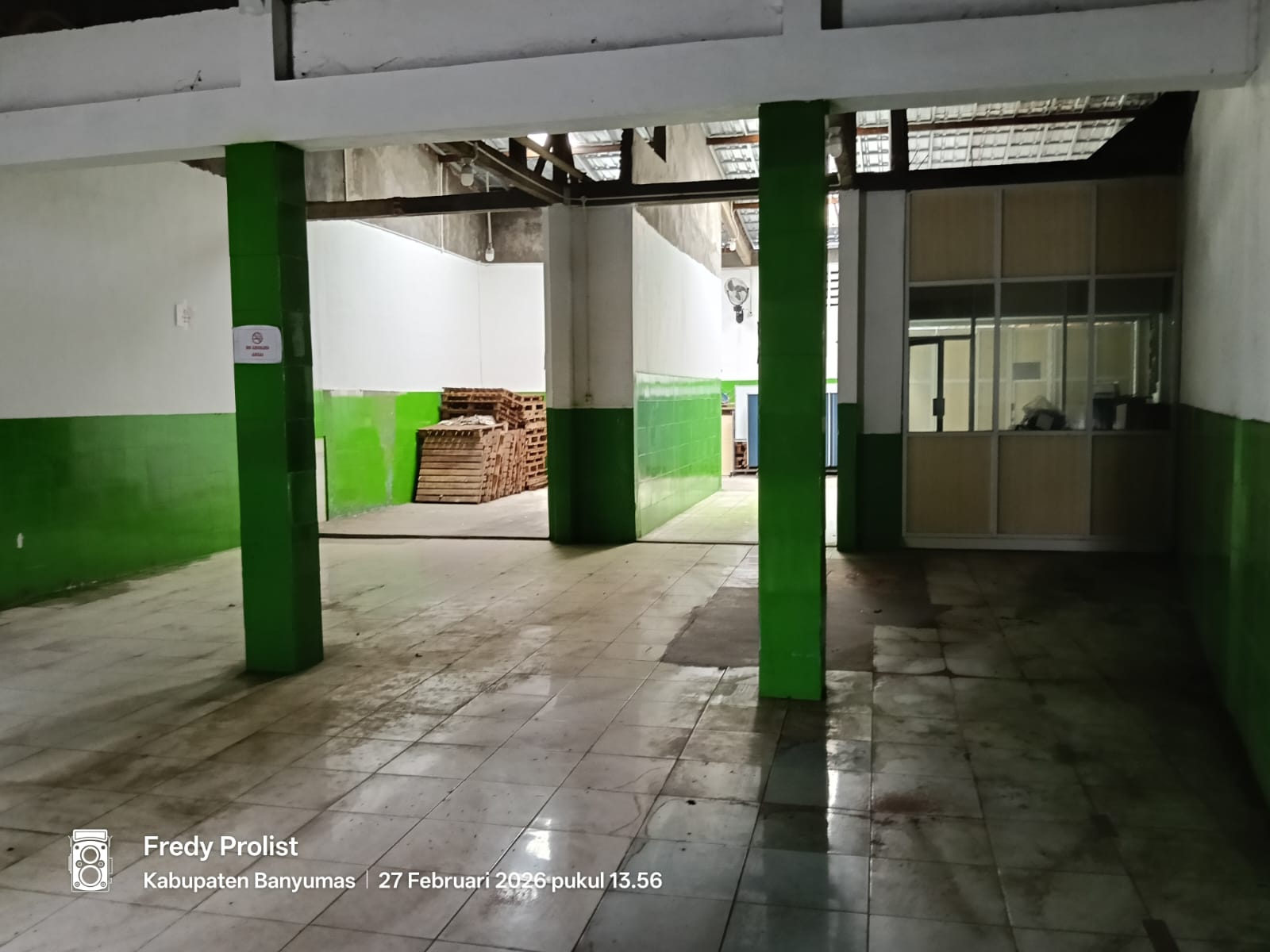  Dijual Toko Lebar Ngantong Lokasi Jalan Nasional 1 Menit Ke Taman Kota - Gerilya view 2