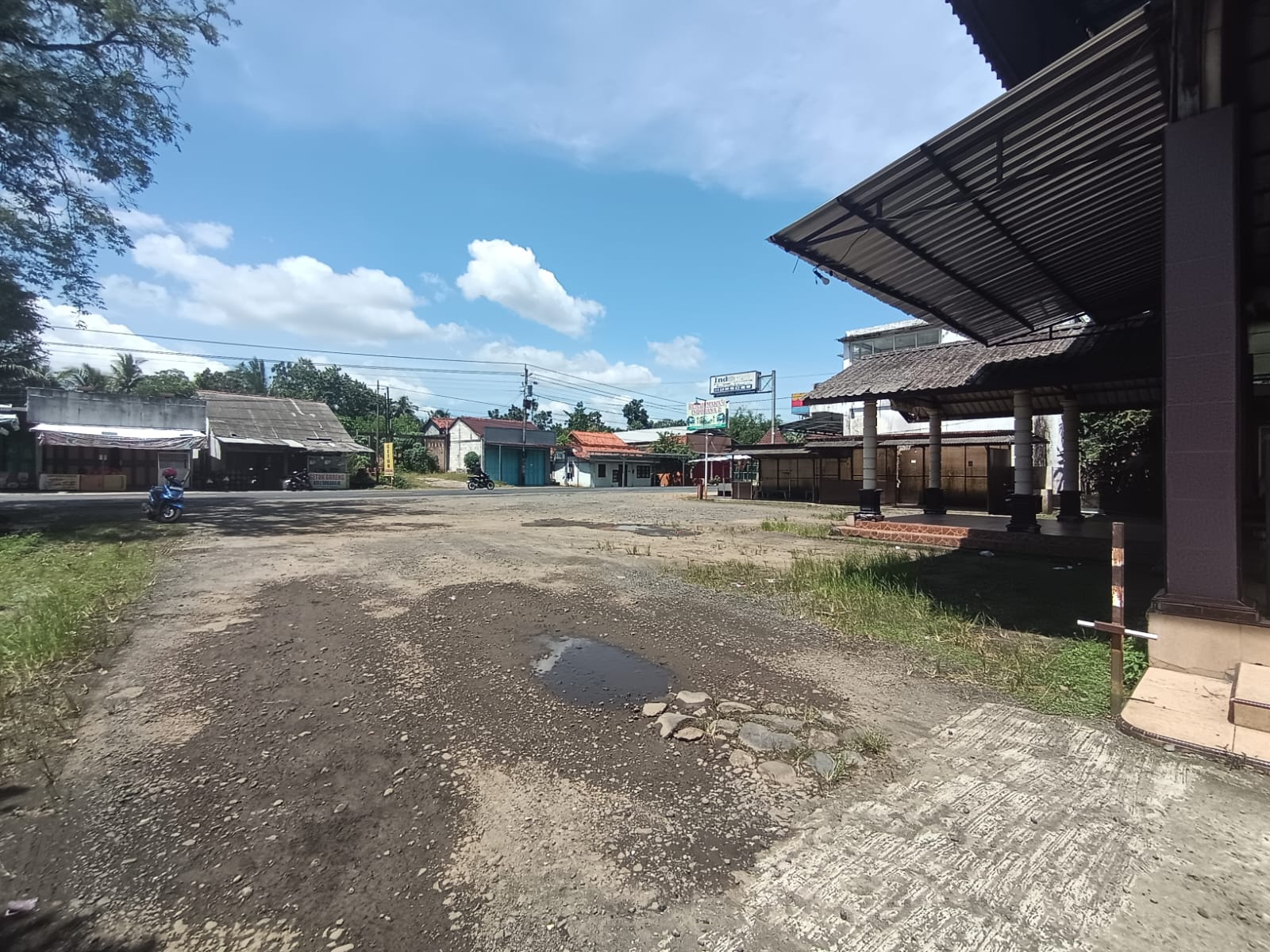 Dijual Tanah Strategis dan Bangunan Usaha Gombong - Buntu view 10