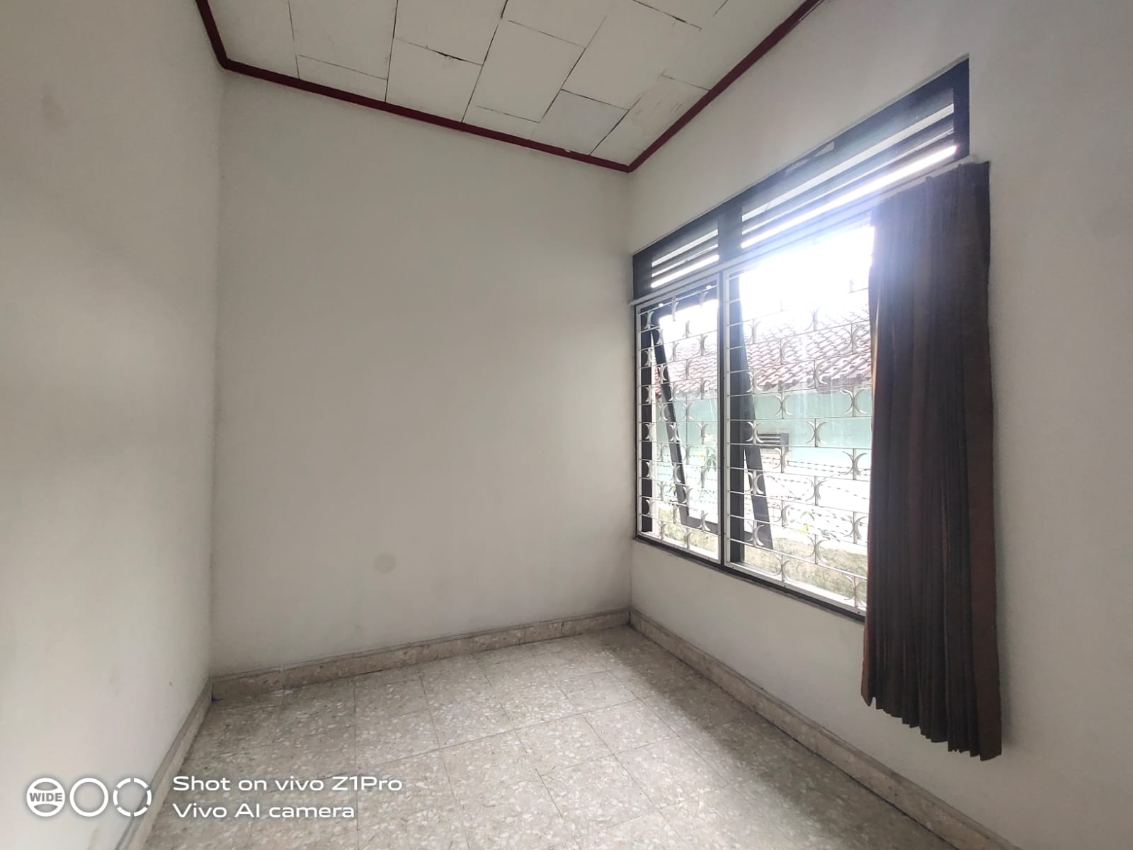  Rumah Terawat Halaman Luas Lokasi Strategis Jarak 600 Meter Ke Stasiun - Pasar Manis view 7