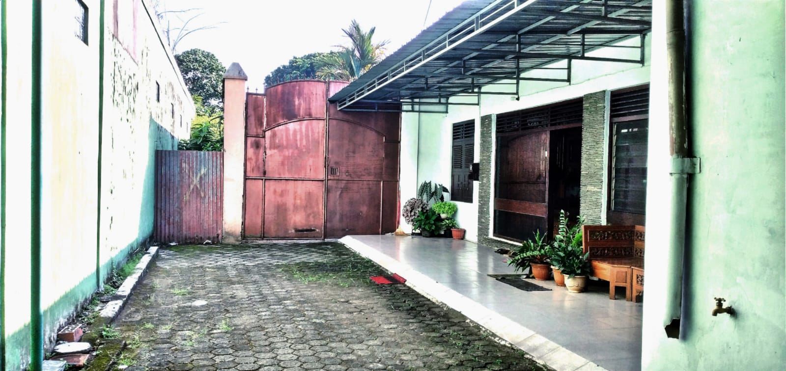 Dijual Tempat Usaha Stategis + Rumah Jalan Utama Sokaraja view 2