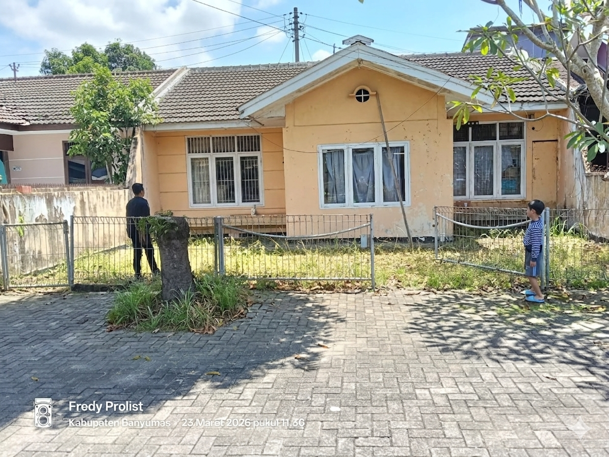 Dijual Rumah Akses Jalan Lingkungan Lebar 1 Menit Taman Andang Pangrenan - GKI view 1
