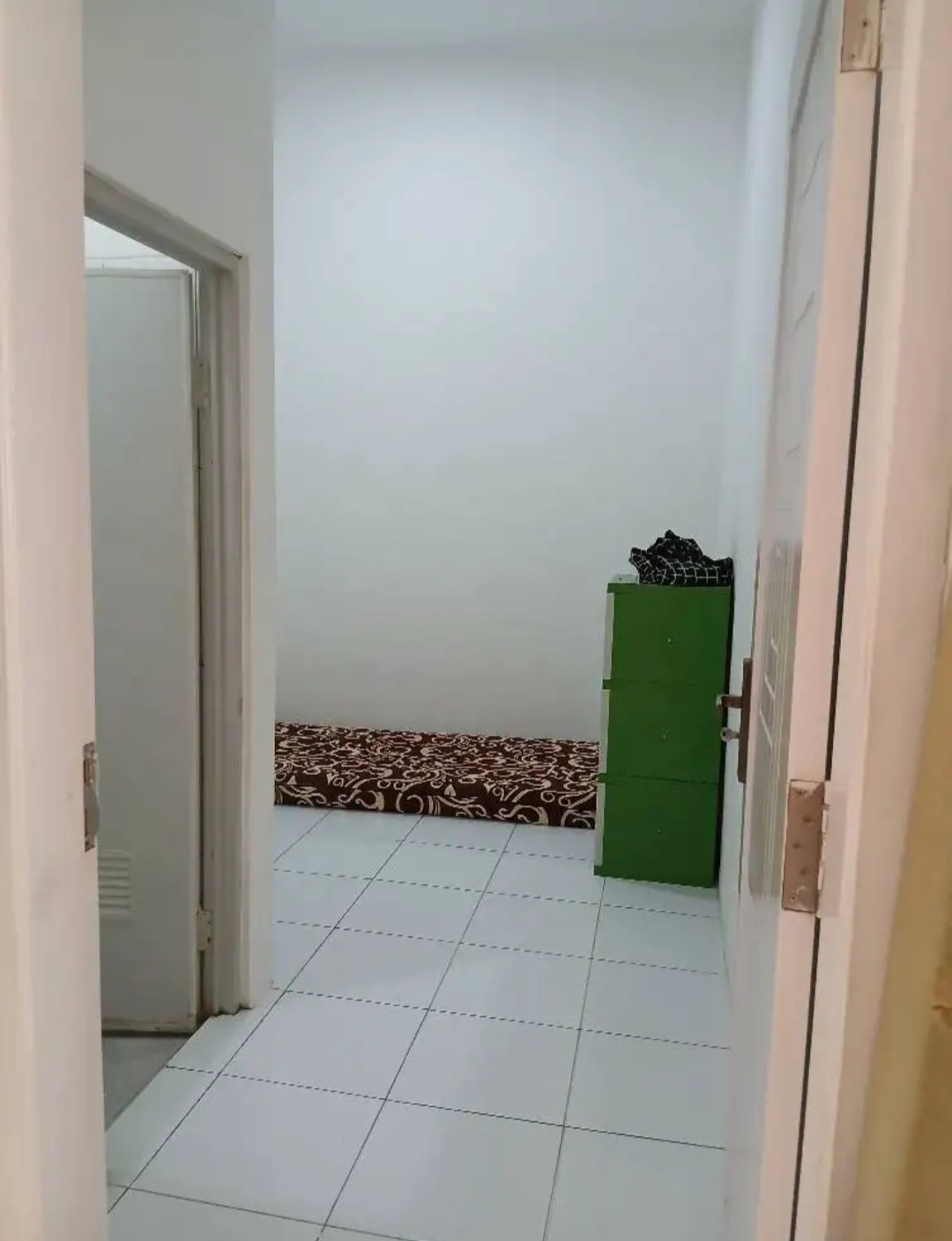Kos 8 Kamar Full Furniture Lokasi Tengah Kota - Kombas view 6